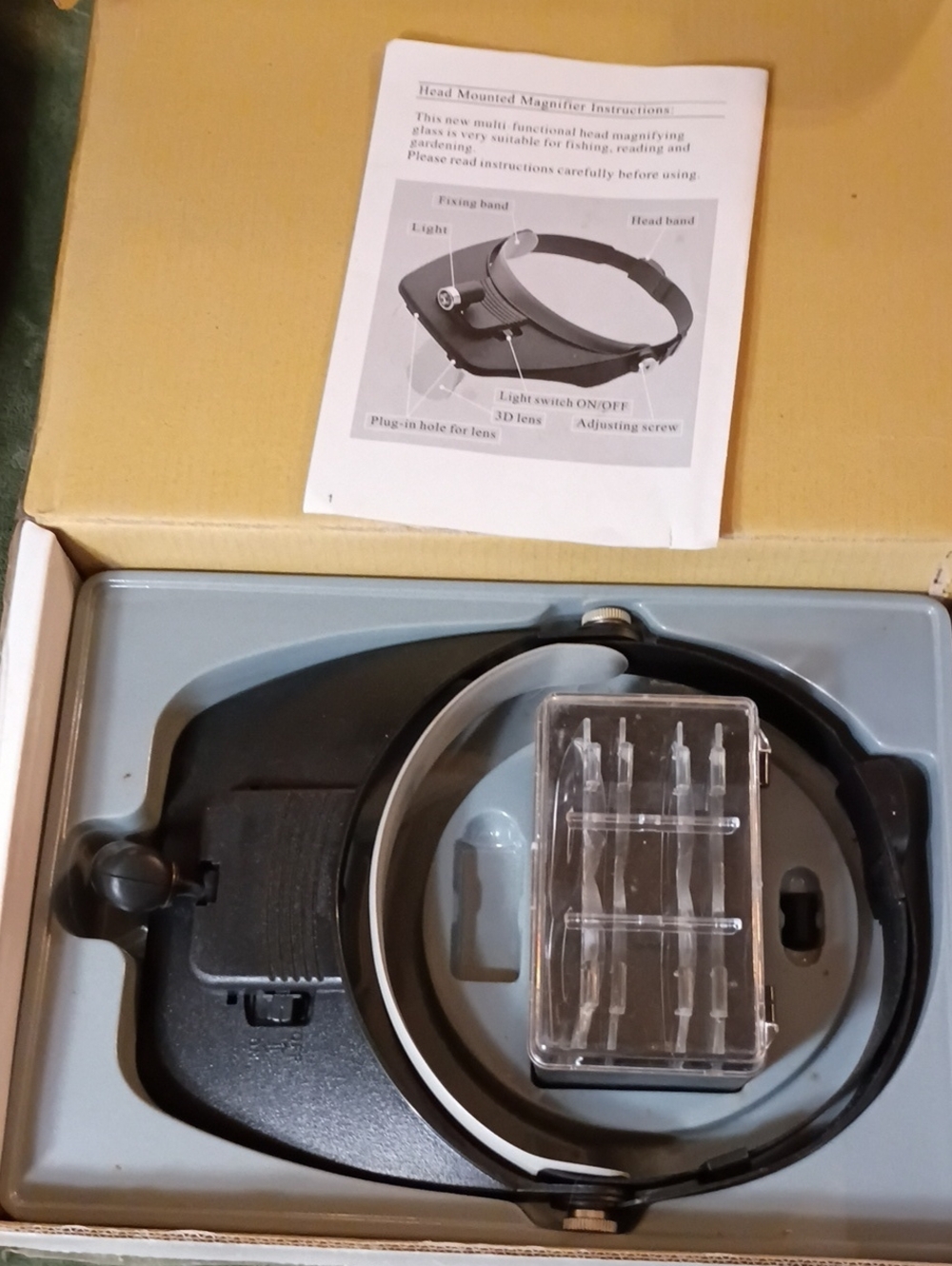 Source Unknown Black Head-Mounted Magnifier Visor with LED